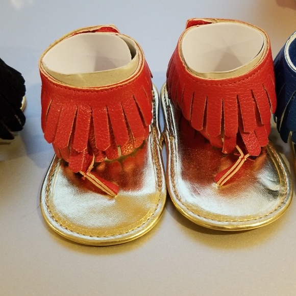 3 pairs of infant/toddler sandals - Picture 3 of 5